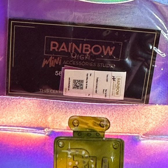 Rainbow High Mini Accessories Studio Violet Willow Crystal High Heels 👠 Violet - Picture 5 of 11